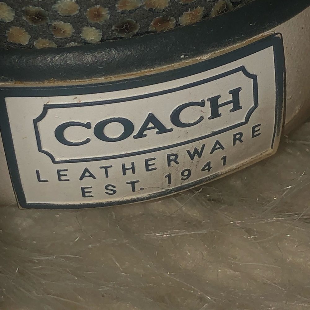 Coach shoes - Picture 3 of 5
